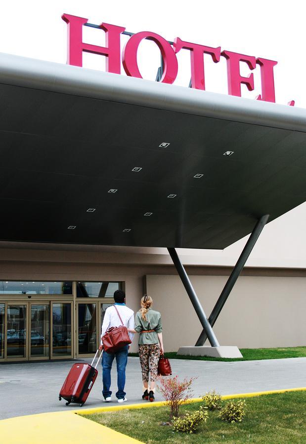 Hotel Y Casino Del Rio - General Roca Exterior foto